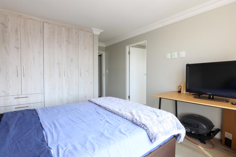2 Bedroom Property for Sale in Bloubergstrand Western Cape